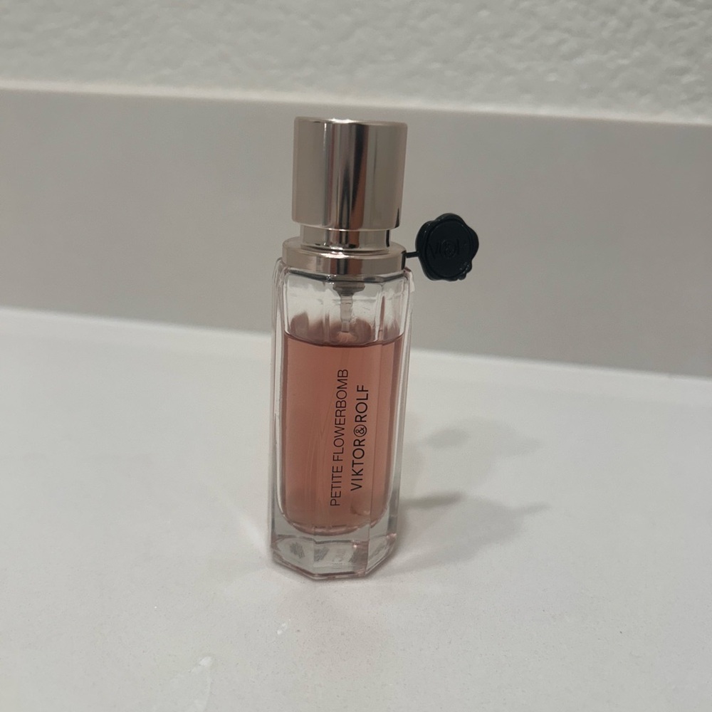 Viktor & Rolf Petite Flowerbomb - Picture 5 of 5